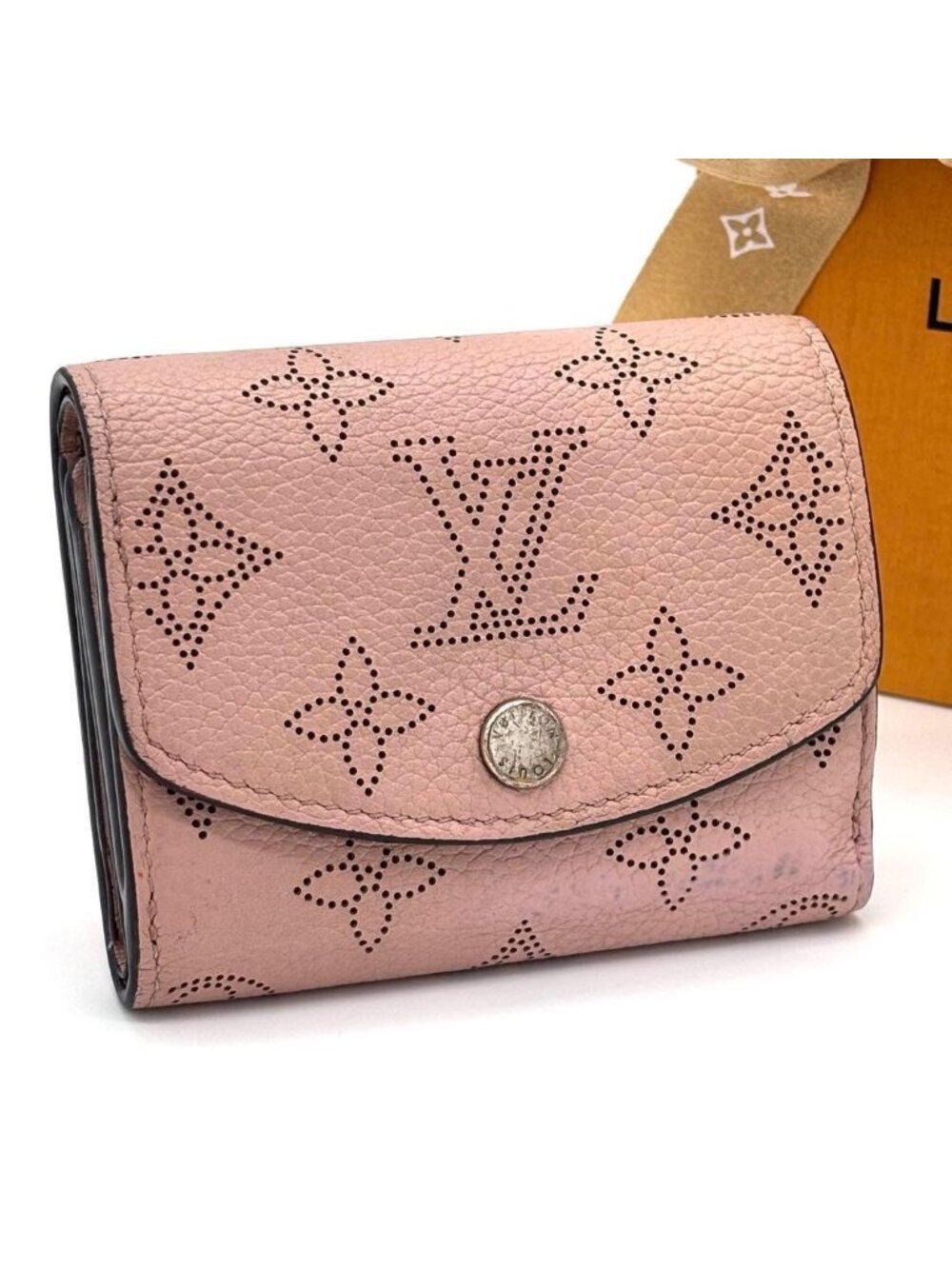 Louis Vuitton Mahina Portefeuille Iris XS Pink Trifold Wallet
